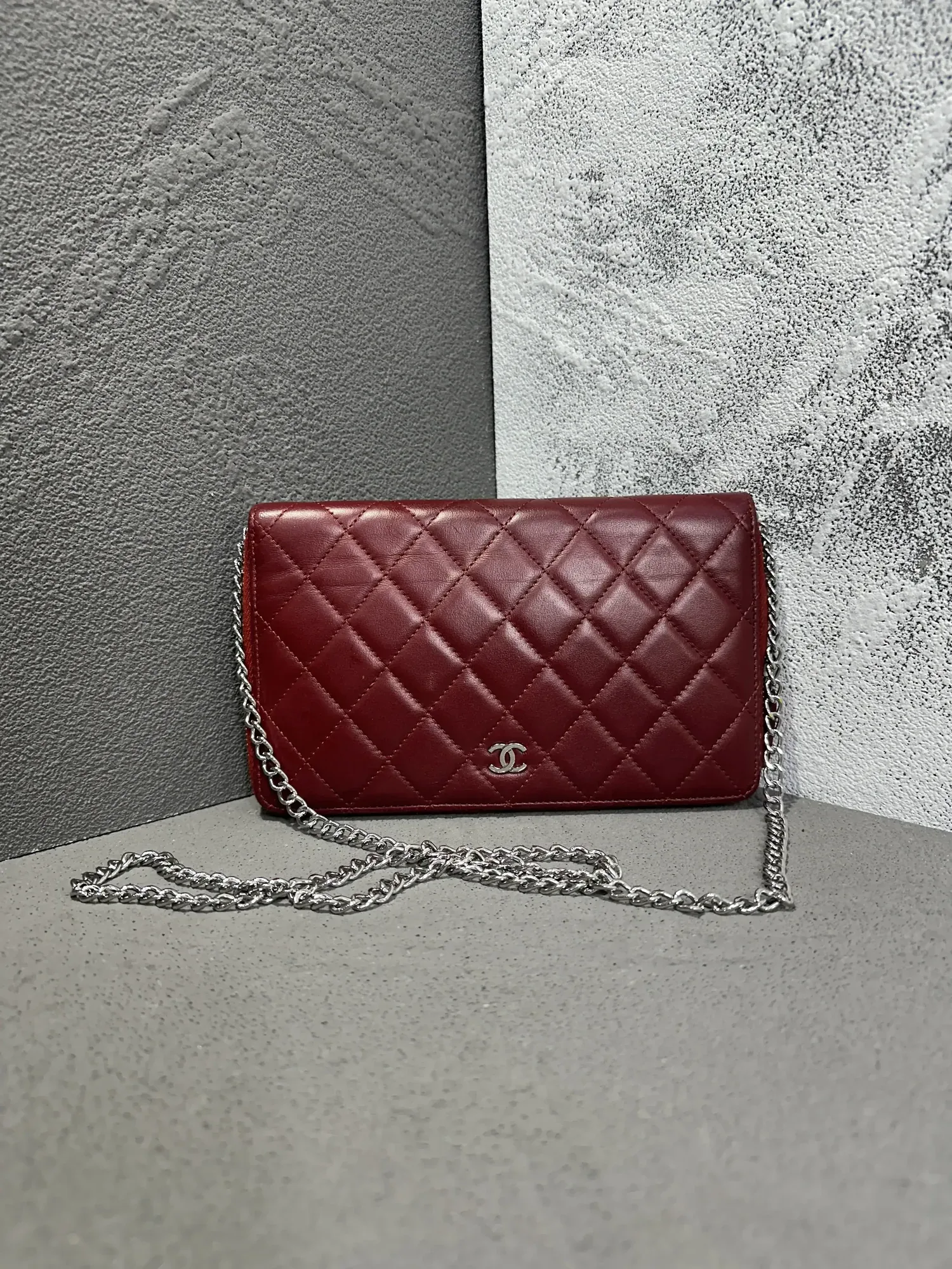 지갑-샤넬- 리폼 끈달기-램스킨 클래식 장지갑 수선 후